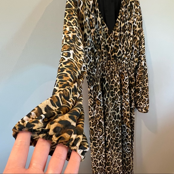 WAYF Gabrielle Leopard Animal Print Midi Dress Small - Picture 9 of 9